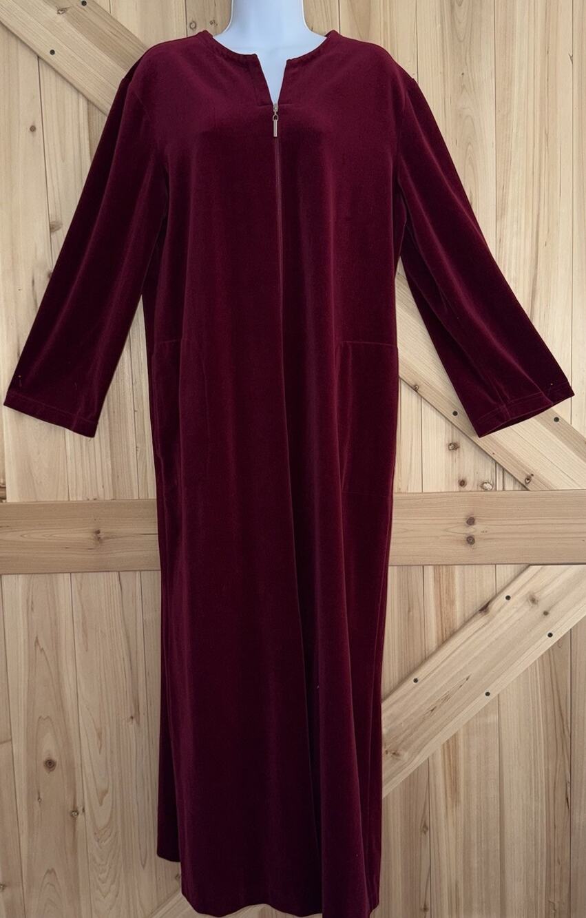 Neiman Marcus VTG Diamond Tea Maroon Velvet Velour Full Zip Robe House Coat Sz L